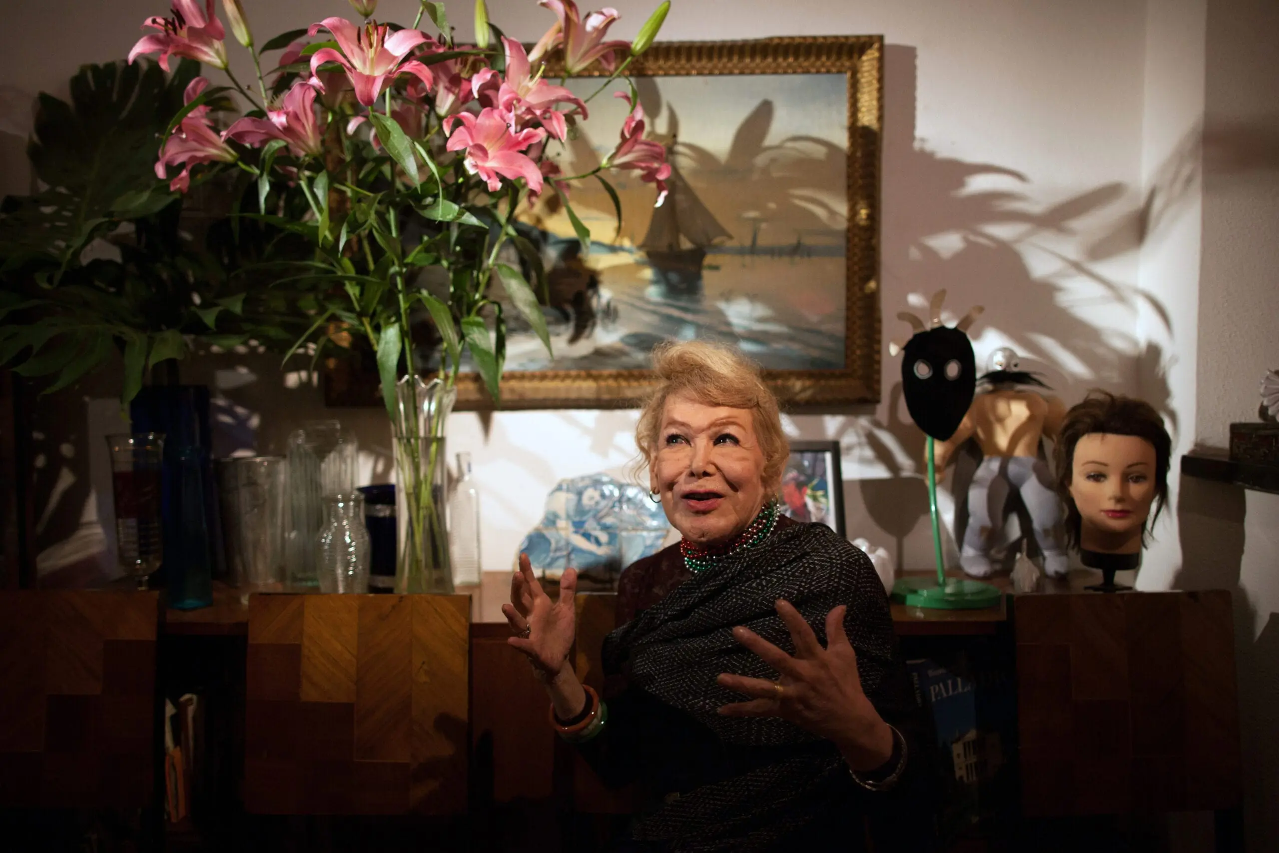Eighty year old Mexican transgender woman creates a shelter for elderly gays